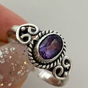Sterling Silver Amethyst Ring Size 8